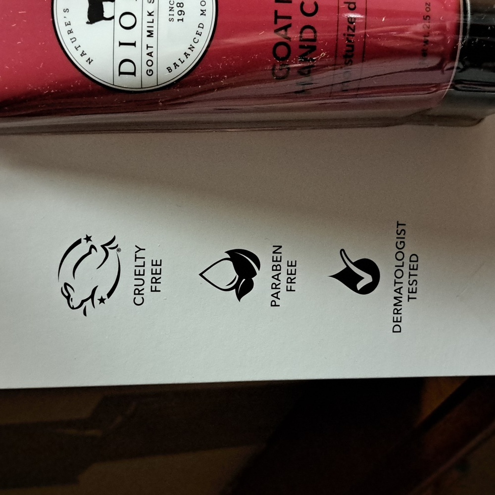 Dionis Goat Milk Hand Cream Trio - Red, Cream, Green - Picture 5 of 6